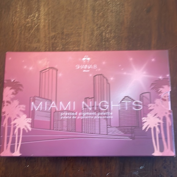 Shaina B Miami Nights Palette eyeshadow - Picture 4 of 4